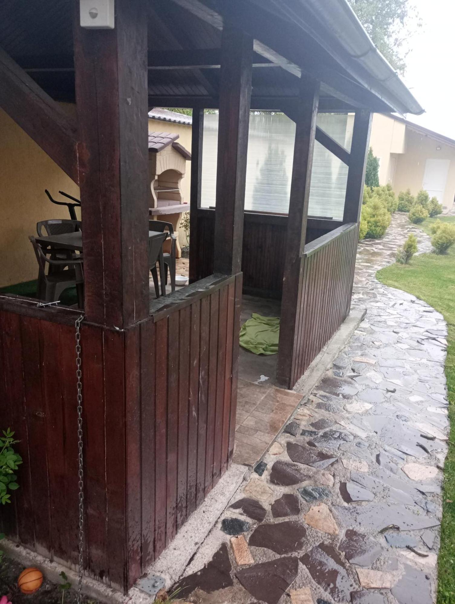 Izabella Guest House Săcele Buitenkant foto